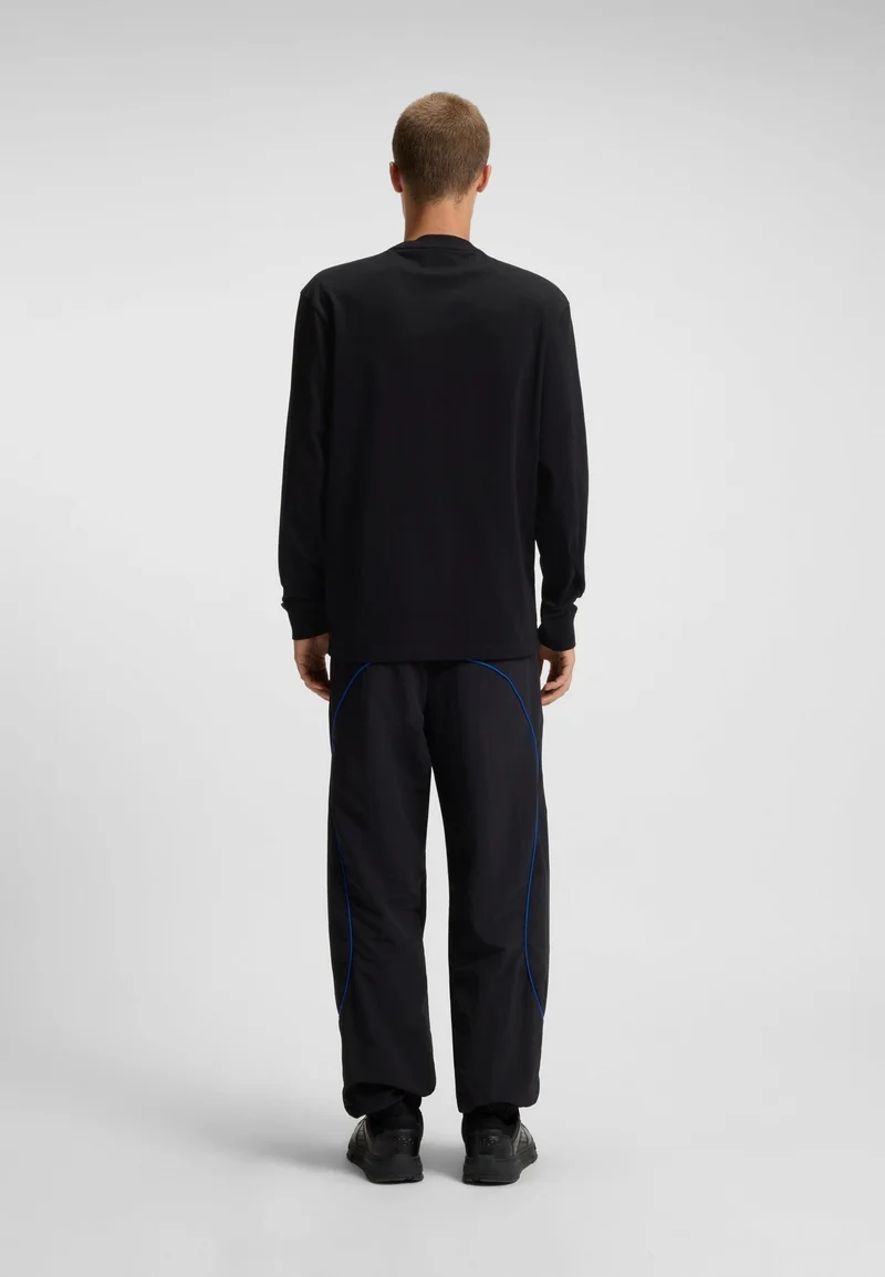 هوجو تيشيرت قطني بطبعة نسر