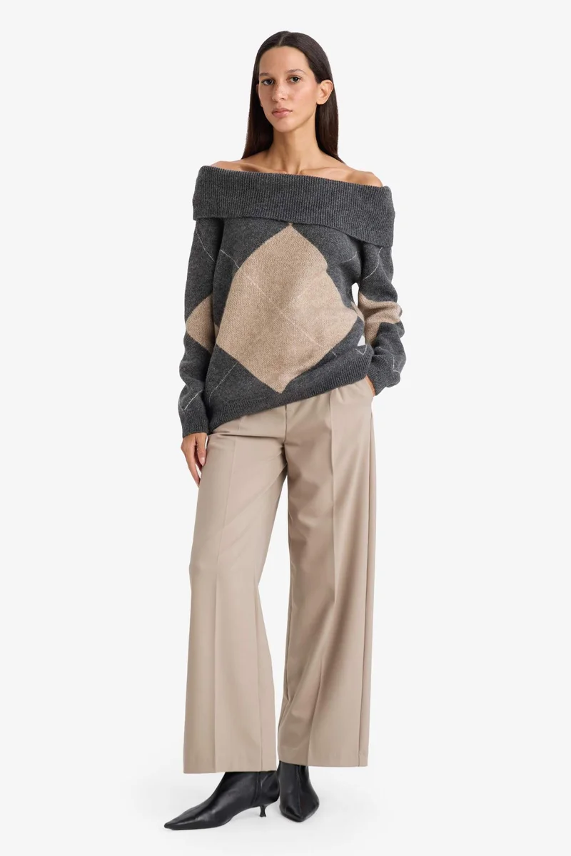 ديفاكتو Oversize Fit Strapless Knitwear Pullover