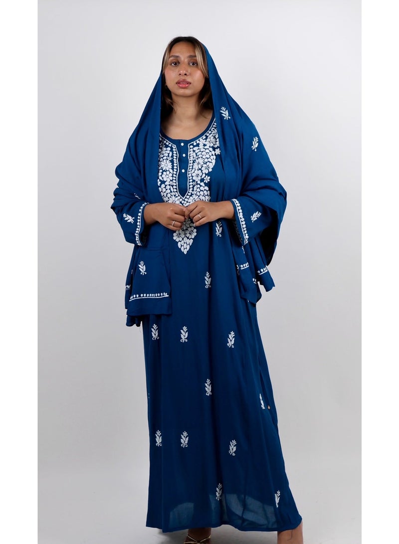 جميلة جلابية "تشيكانكاري" كحلي مطرزة مع شيلة متناسقة - Image 1
