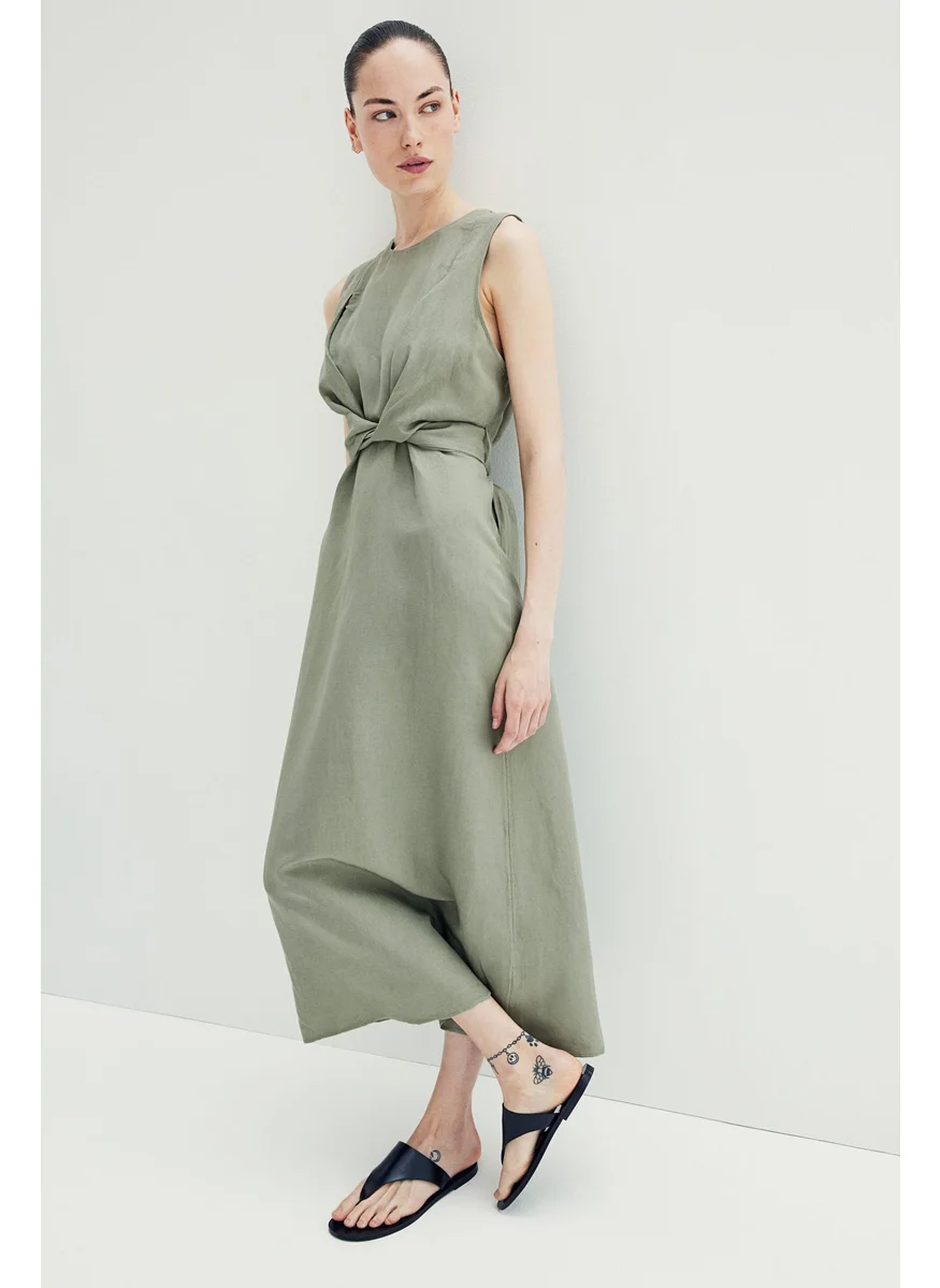 H&M Mama Linen-Blend Nursing Dress