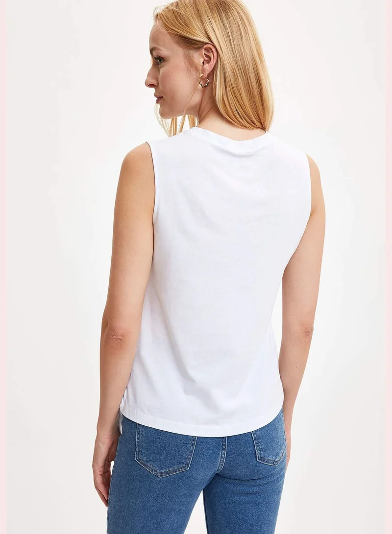 ديفاكتو Regular Fit Sleeveless Ruched T-Shirt