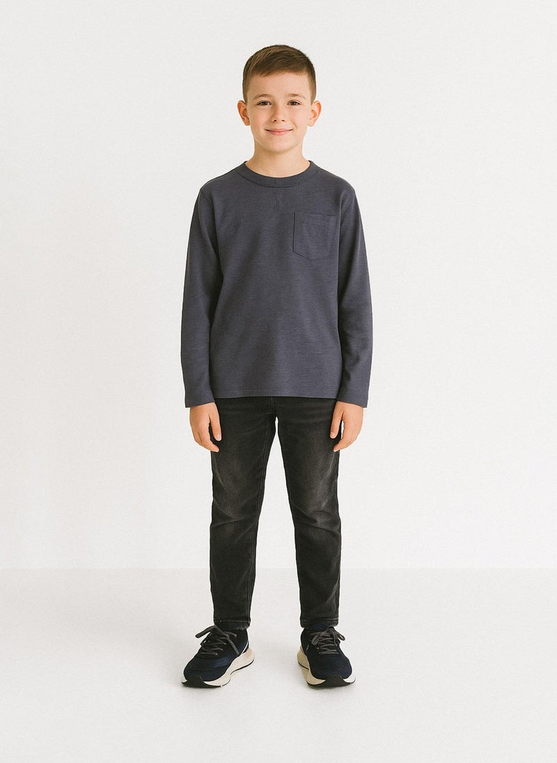 مينوتي تيشيرت أولادي بأكمام طويلة وجيب أمامي - Image 1