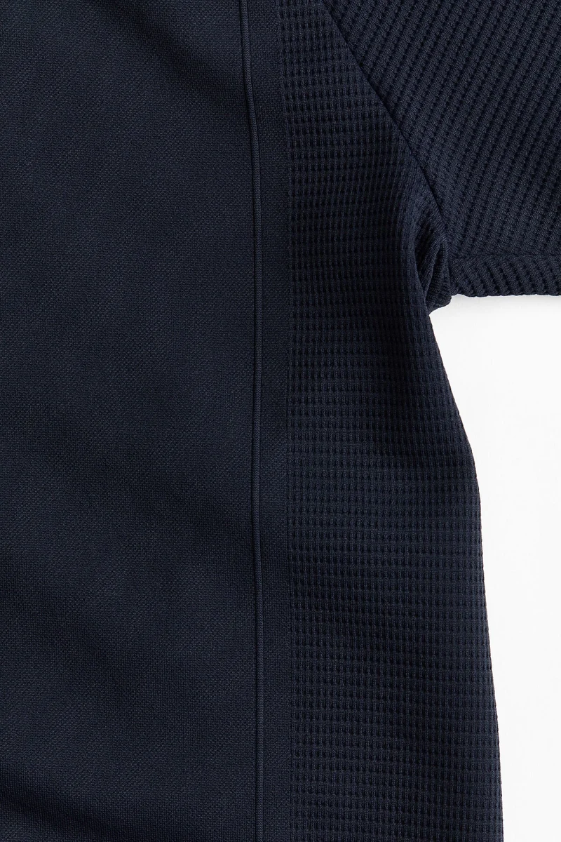 H&M  Regular Fit Tennis T-shirt with DryMove™ for Men | Best Price UAE