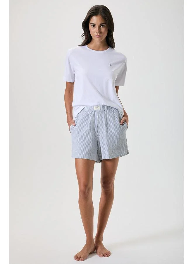 Penye Mood Round-neck striped shorts set.