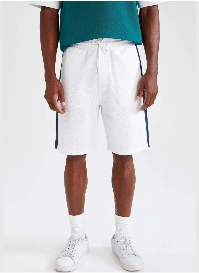 DeFacto Regular Fit Elastic Waist Shorts