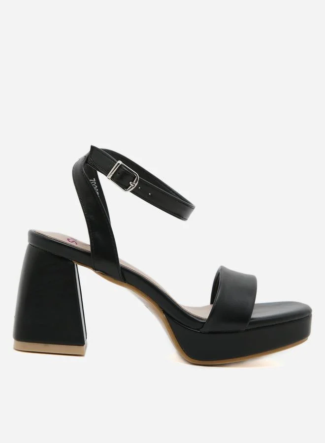 سنيك ايه بيك صندل بكعب عريض ورباط للكاحل