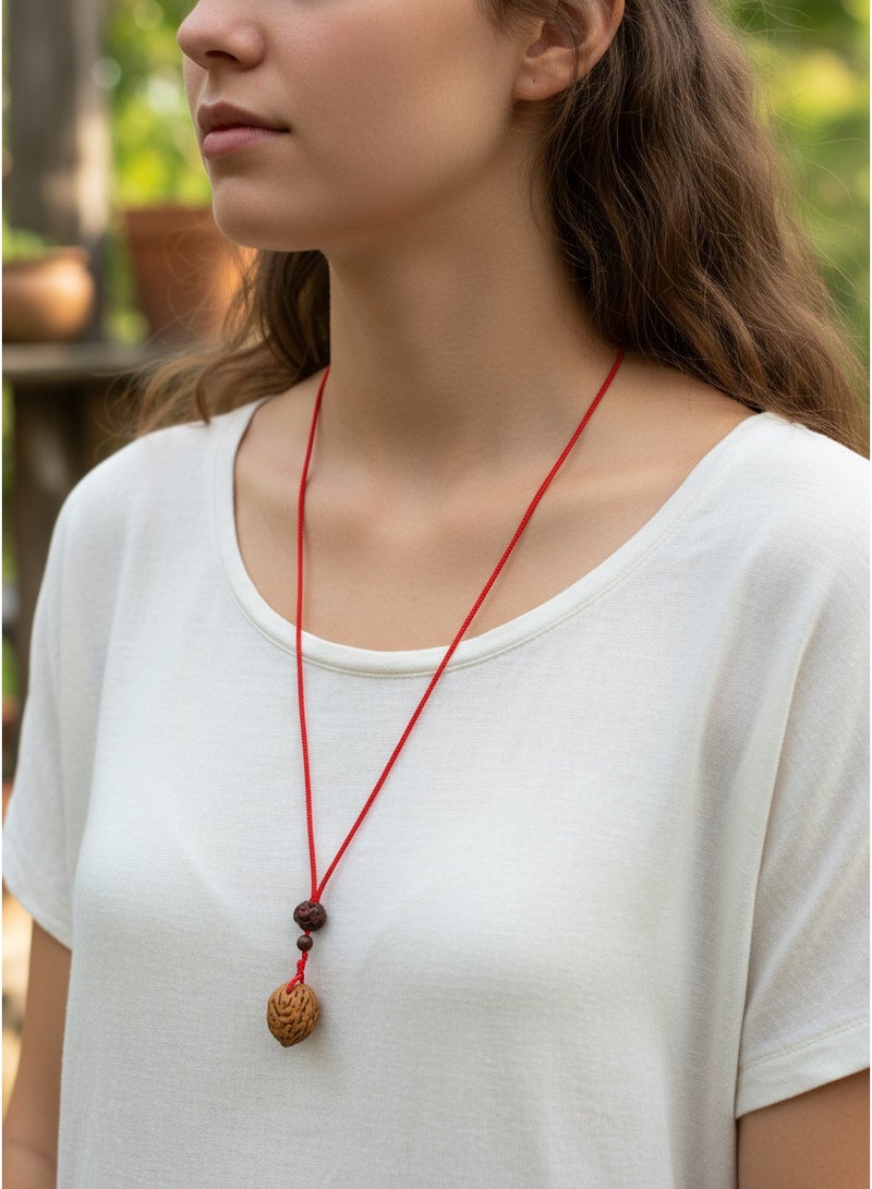 تشوميل قلادة حبل أحمر مضفر محظوظ مصنوعة يدويًا مع سحر سحابة صينية وقلادة من الجوز الطبيعي - تميمة شفاء للهدوء والإيجابية - Image 5
