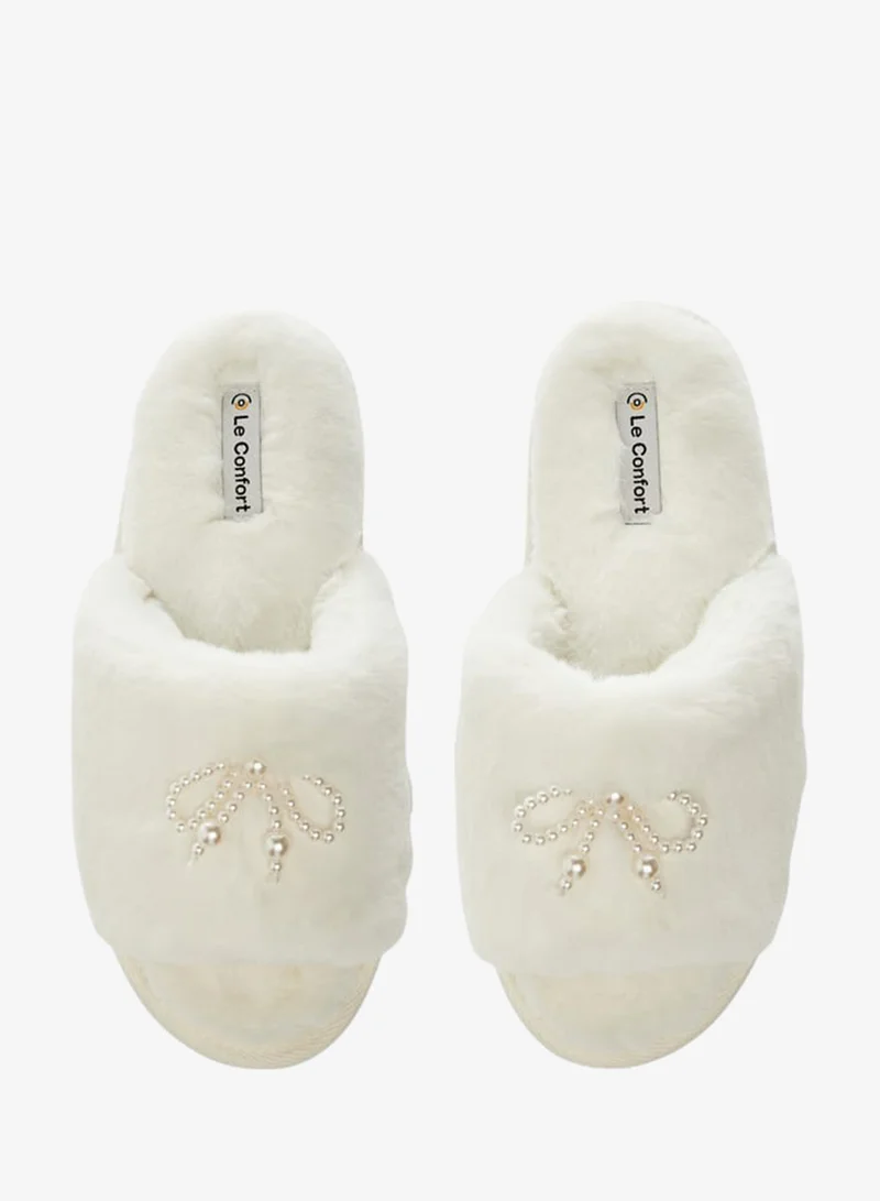 لو كونفورت شباشب نسائية سهلة الارتداء بزينة فيونكة