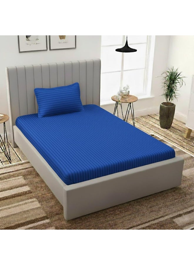 فابينني طقم ملاءة سرير مفرد مع غطاء وسادة واحد 50×75 سم، مصنوع من ألياف دقيقة 100%، مقاس 155×240 سم، ملاءة مسطحة مخططة 1 سم، طقم ملاءة سرير مزدوج ناعم للفنادق والمنزل، أزرق - Image 1