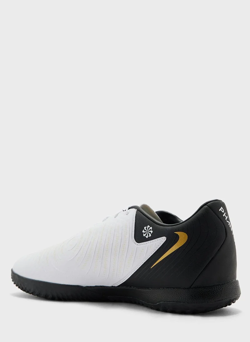 Nike Phantom GX II Pro Academy IN Football Boots