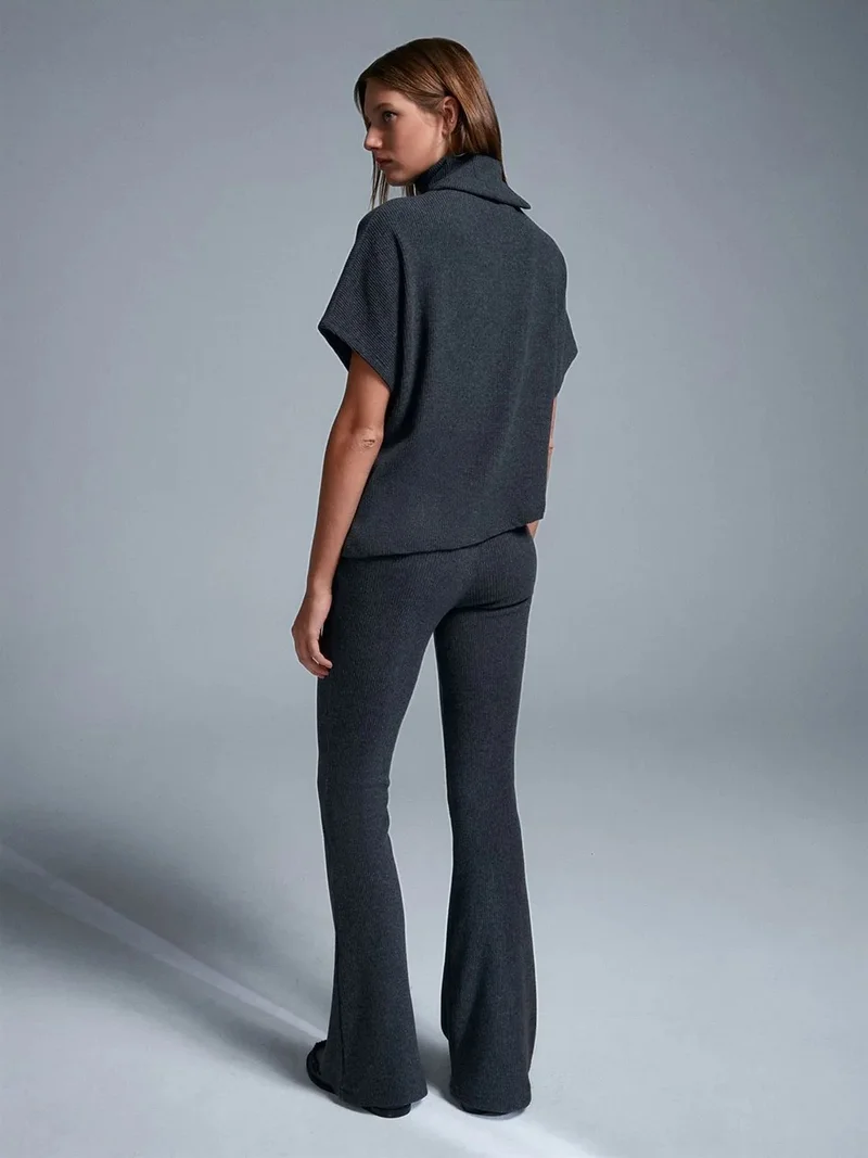 ديلفين Dilvin High-Waist Flare Knit Pants