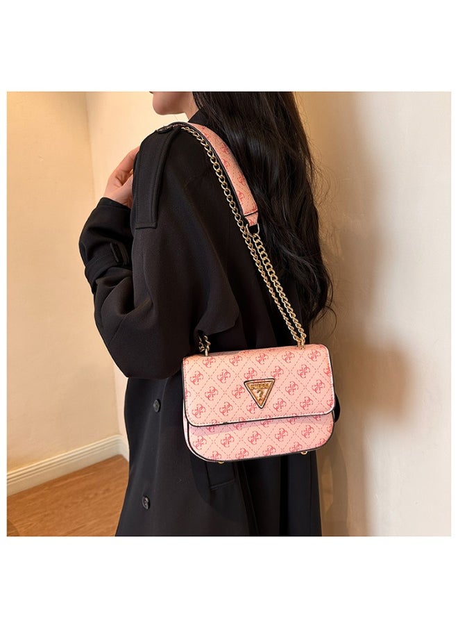GUESS shoulder bag, fashionable and versatile, printed retro small square bag, simple chain crossbody bag Pink
