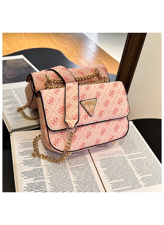 GUESS shoulder bag, fashionable and versatile, printed retro small square bag, simple chain crossbody bag Pink