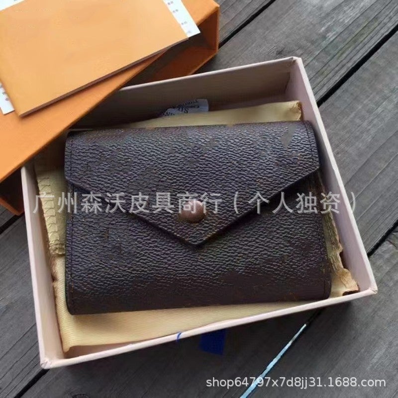Ladies Classic Monogram Short Zip Wallet M62360 Brown