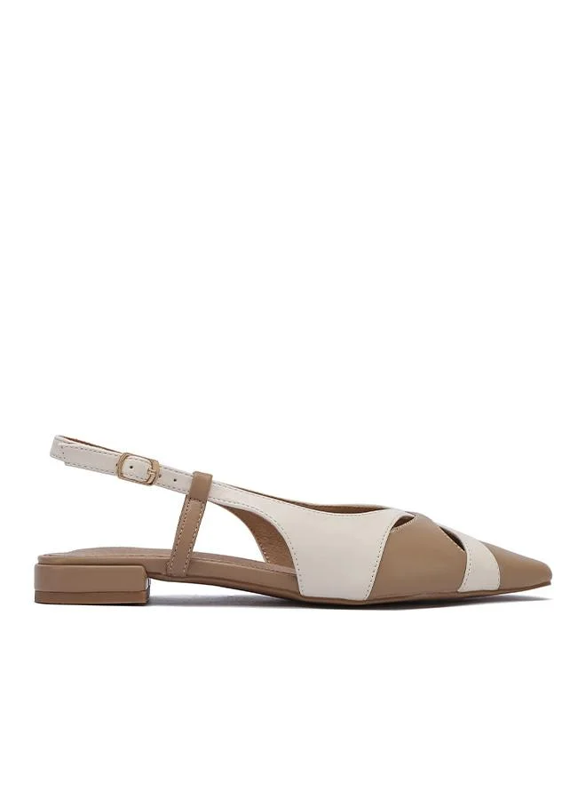 Stylish Two-Tone Cut-Out Flat CD 010