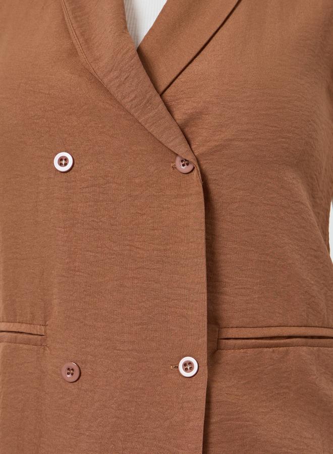 Styli Sleeveless  Blazer With Straight Leg Pants With Side Stripe - Image 4