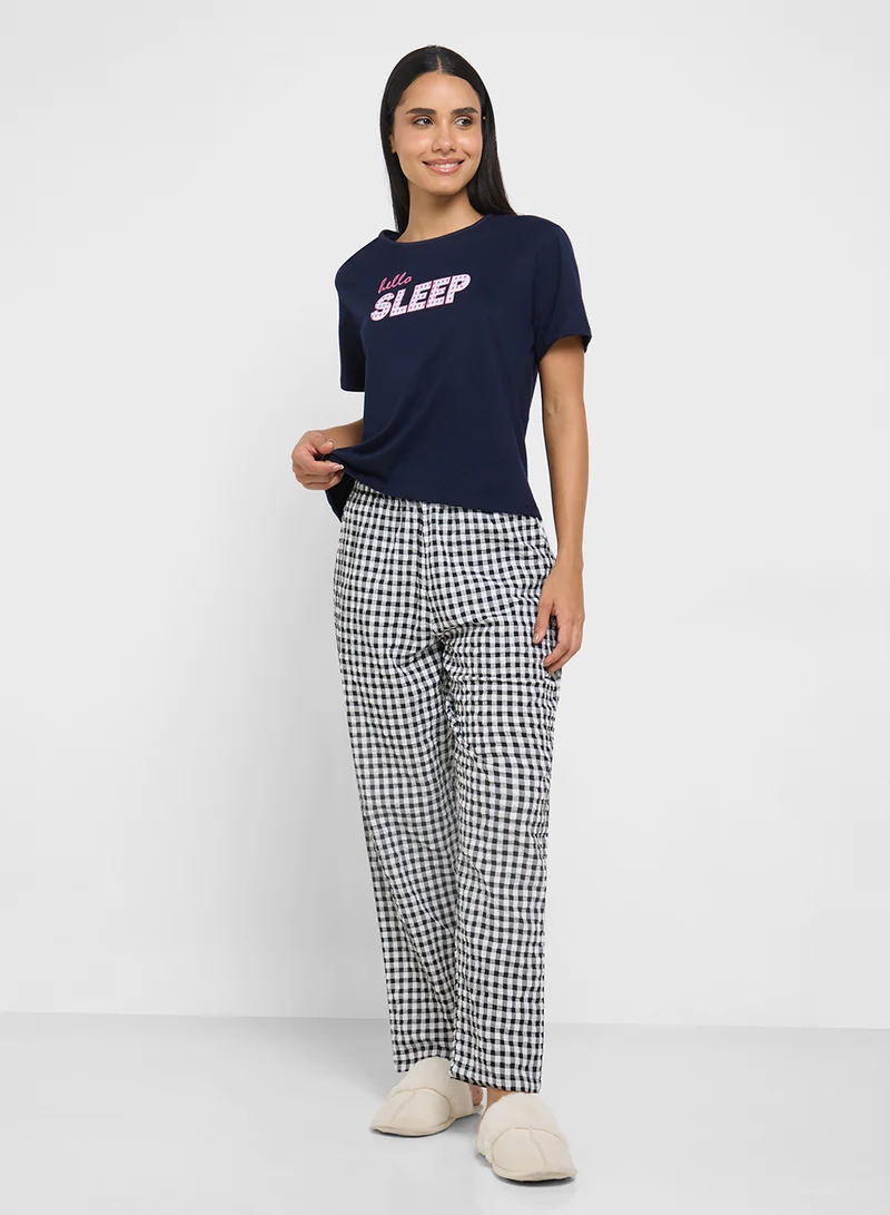 جينجر Cotton Graphic T-Shirt & Checkered Pyjama Set