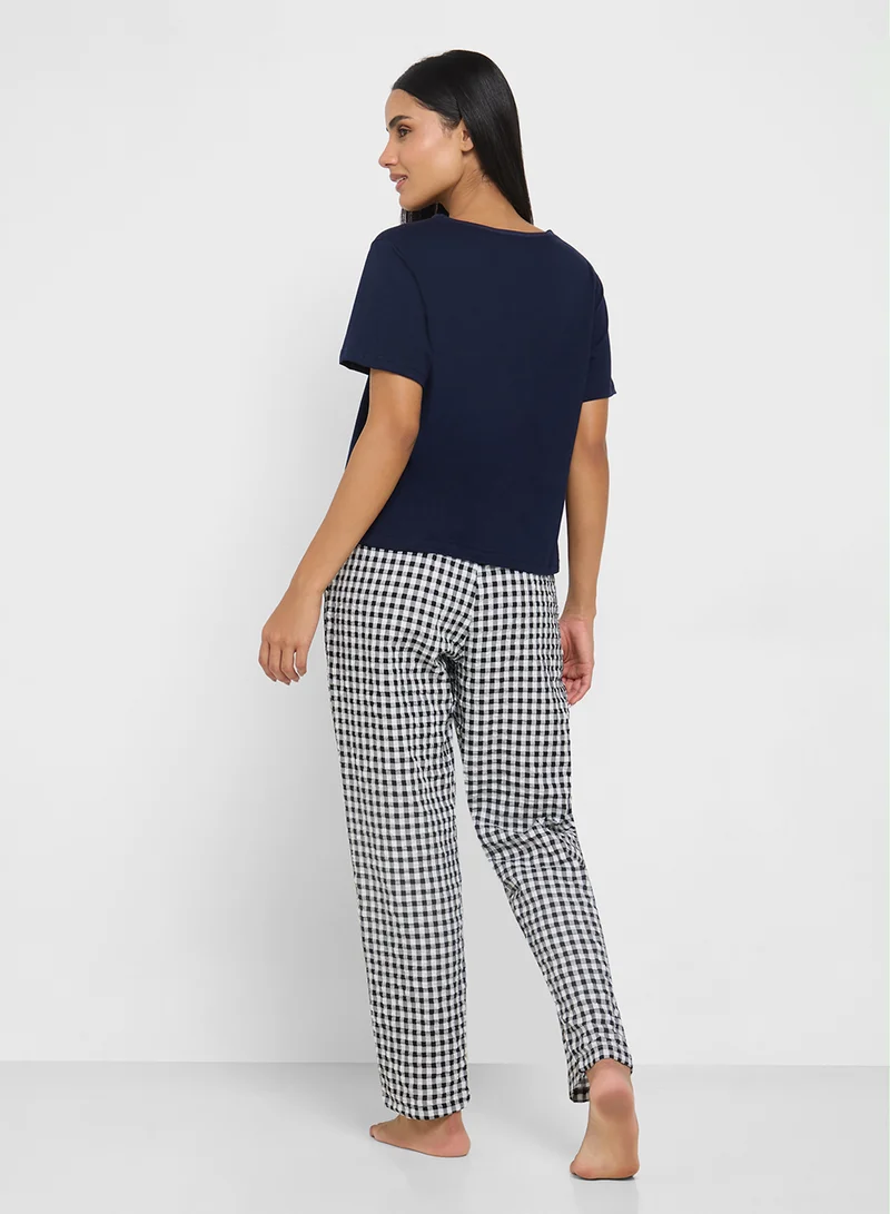 جينجر Cotton Graphic T-Shirt & Checkered Pyjama Set