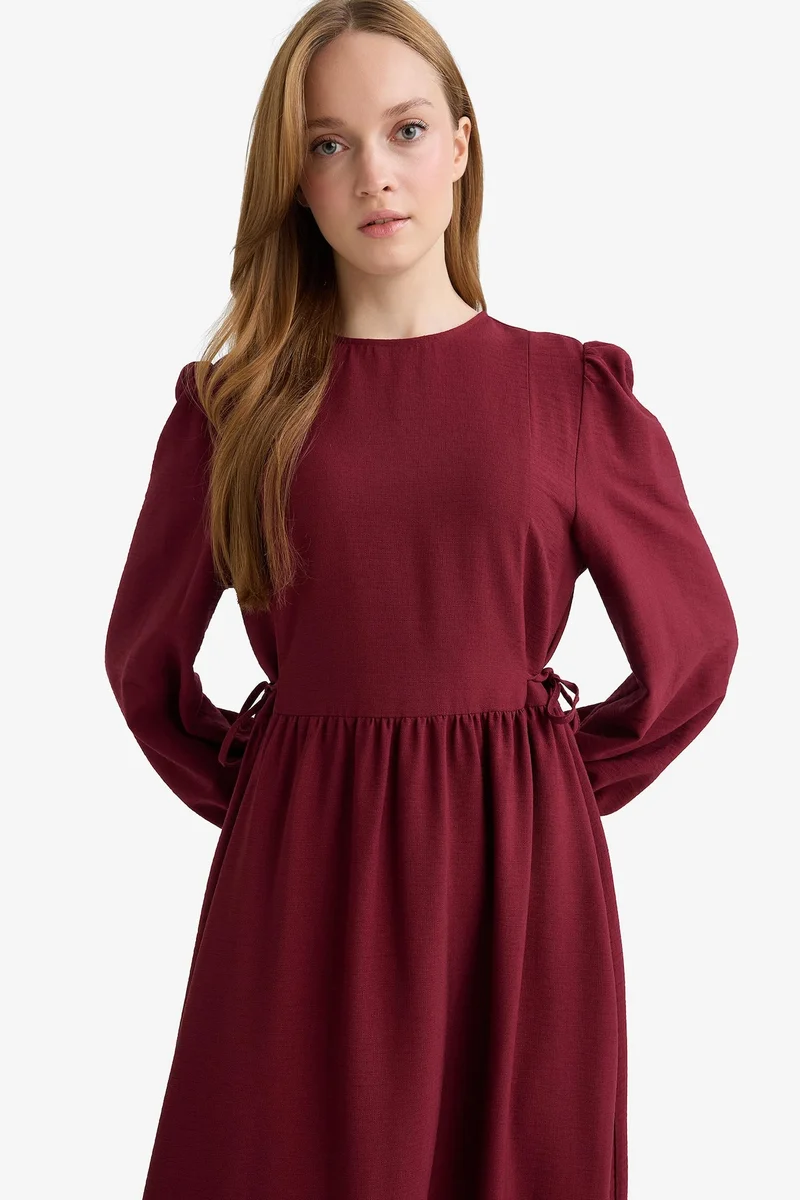 Defacto  Regular Fit Crew Neck Aerobin Maxi Dress for Women | Best Price UAE