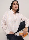 Campus Sutra White & Peach