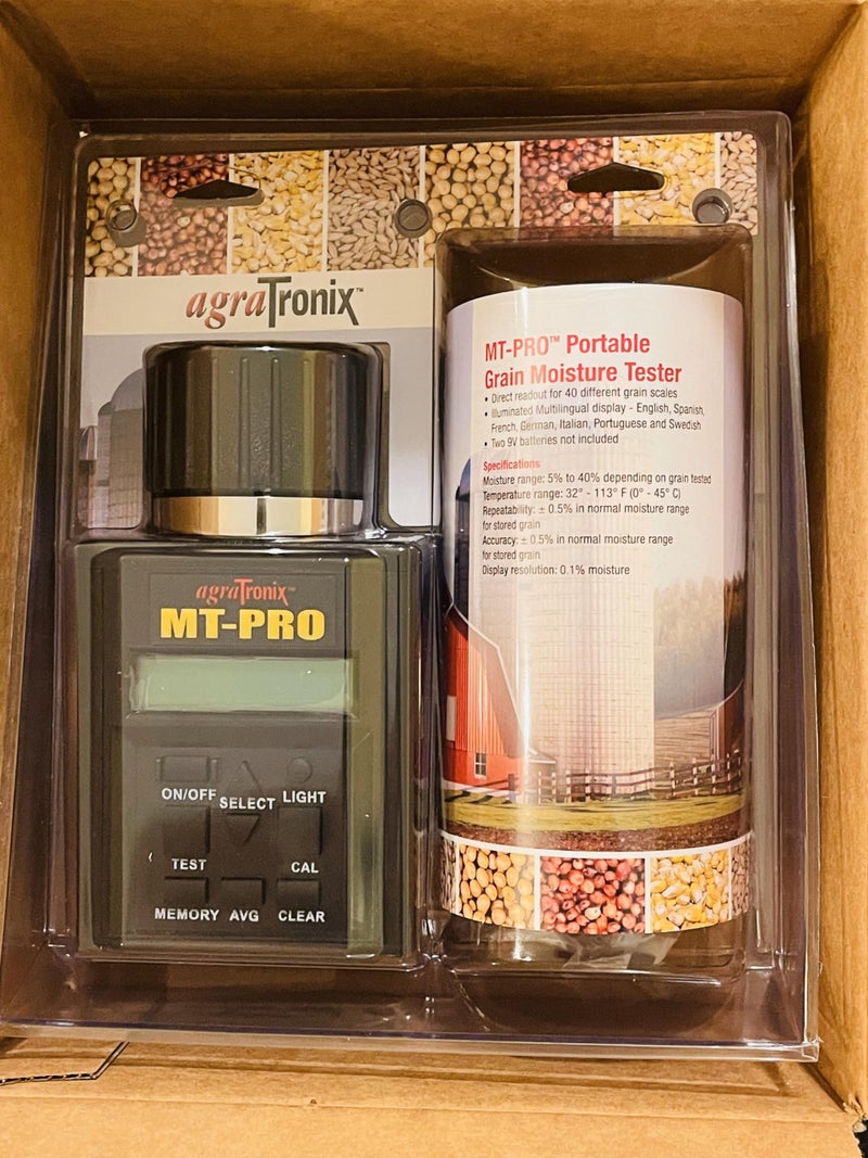 AgraTronix Agratronix MT-Pro Portable Moisture Tester for Grain with Digital Meter Readout, Grain Tester with Carry Case  - Image 3