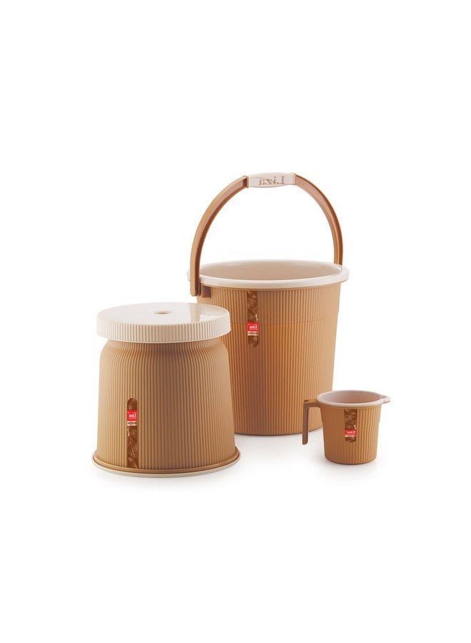 Liza مجموعة لوازم الحمام من ليزا نيوتن - مجموعة بلاستيكية من 3 قطع دلو حمام، كوب، مقعد للمنزل والمطبخ والحمام (عبوة من 3) - مجموعة لوازم الحمام (بيج) - Image 1