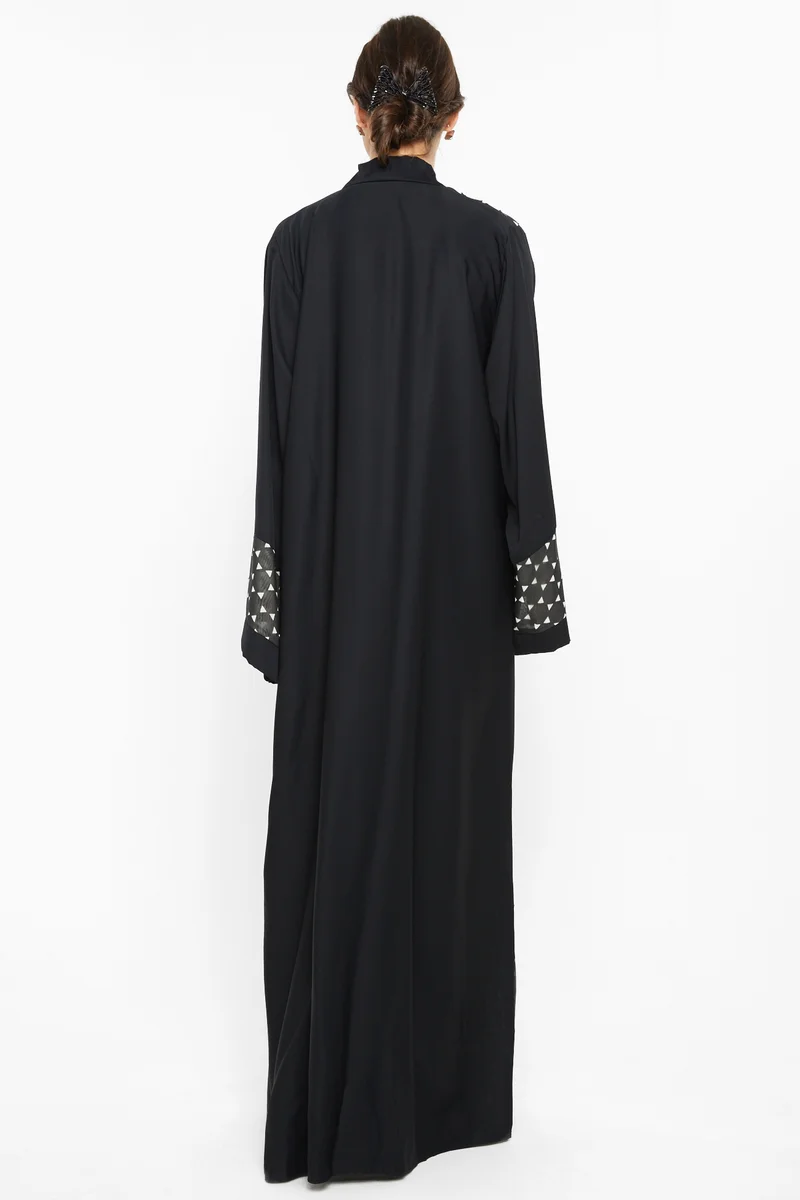 النخبة A simple abaya with laser cut detailing -AJ561A