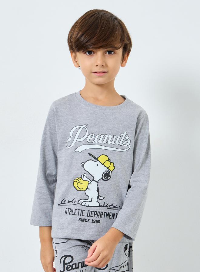 ستايلي طقم من بنطال بيجاما وتيشيرت بطبعة سنوبي - Image 2