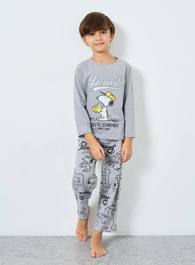 Styli Styli Boys Snoopy Graphic Print T-Shirt and Pyjama Set