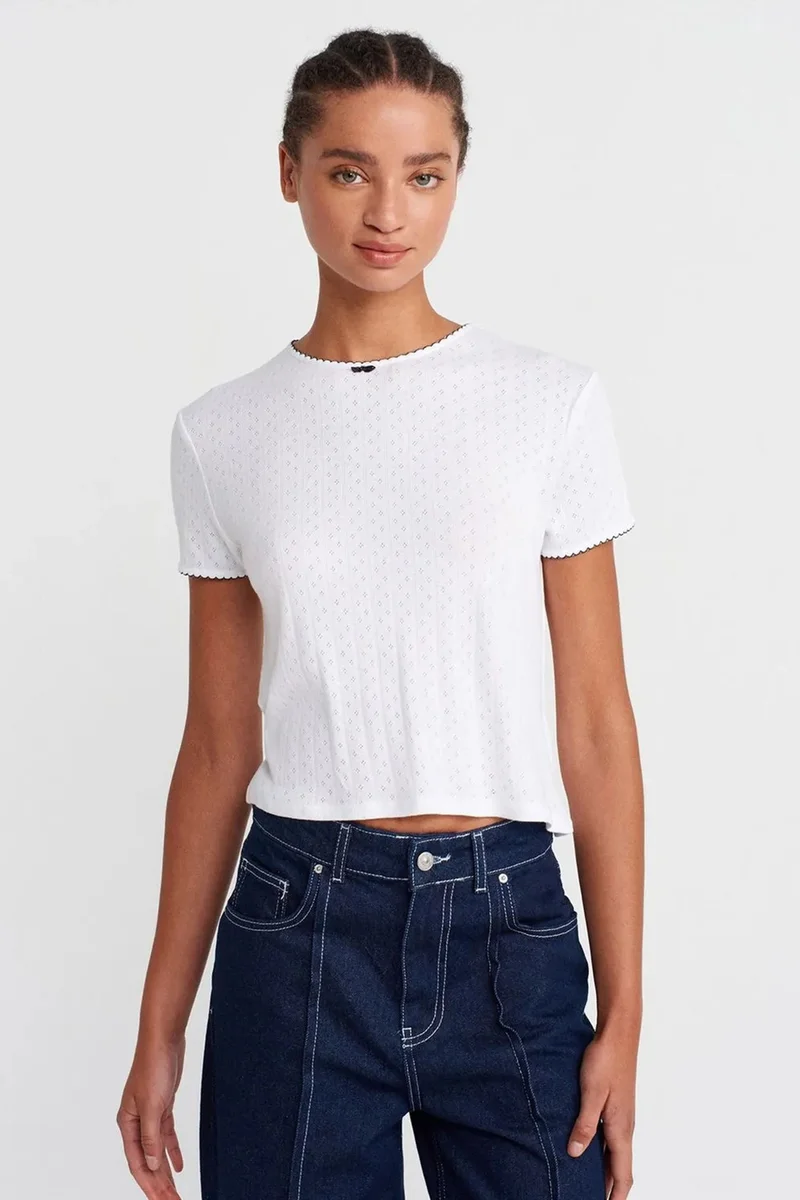 DILVIN Women's Ribbed Crop T-Shirt