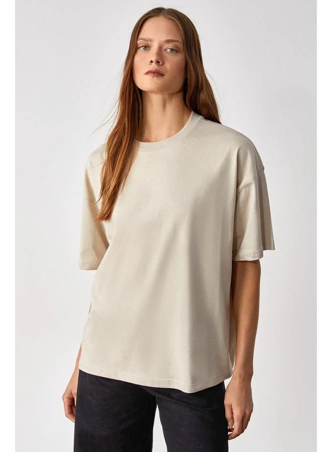 Grimelange Jemmy Women's 100% Organic Cotton Relaxed Fit Slit Round Collar Stone Color T-Shirt.