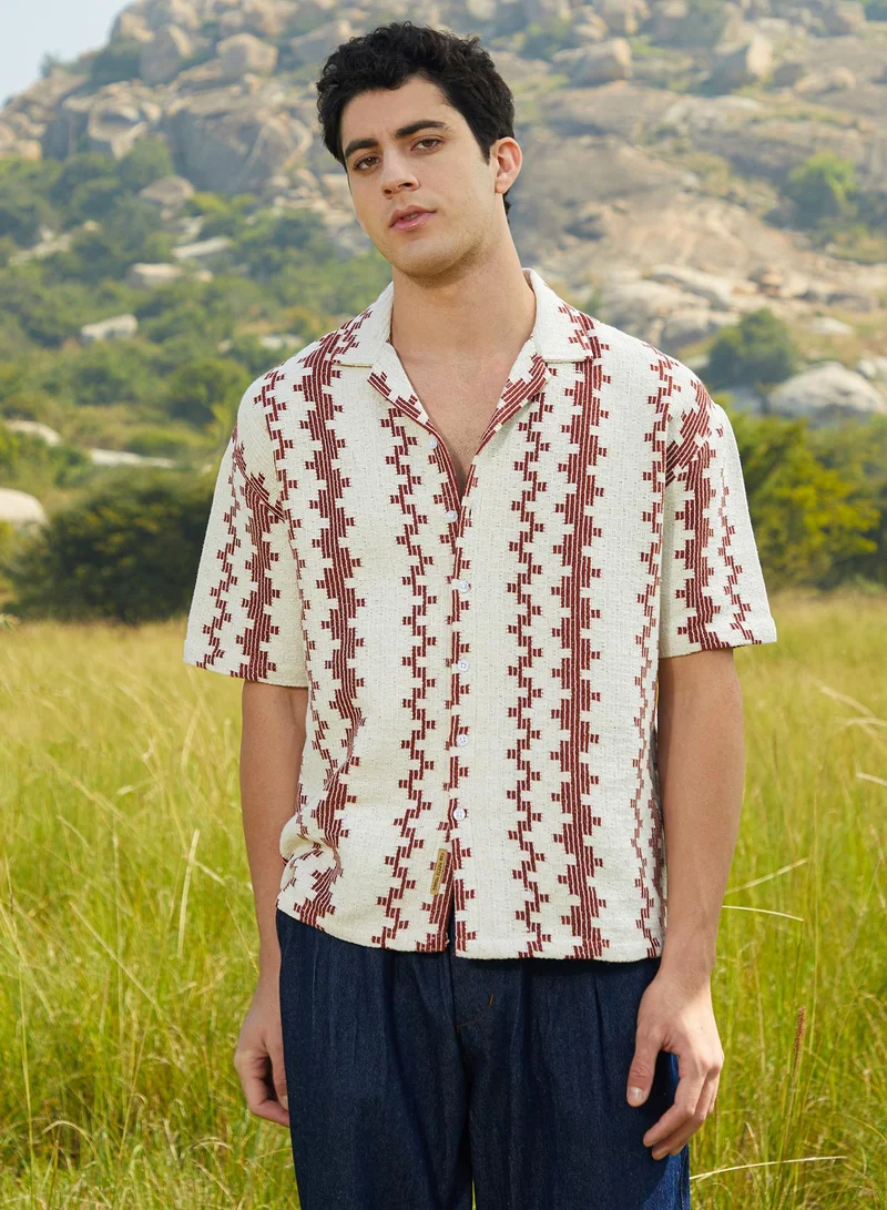 Campus Sutra Campus Sutra Men's Brown & White Indie-Block Oversized Shirt For Casual Wear | Cuban Collar | Short Cuffed Sleeves | Button Closure | Oversized Shirt Crafted With Comfort Fit For Everyday Wear