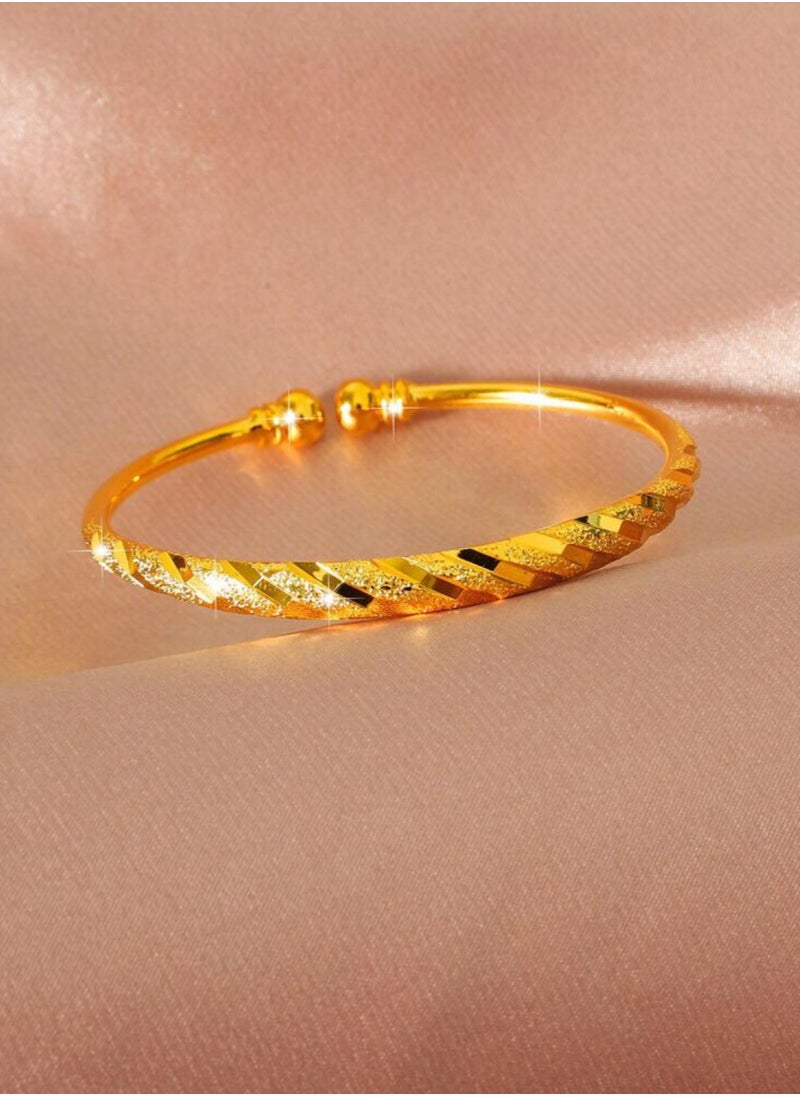 18k Gold Plated Bangle For Women - pzsku/ZBC525D915CF0F28D6C04Z/45/_/1700963766/38ff46db-3b48-4438-b1f0-d5ffc8d8b43b