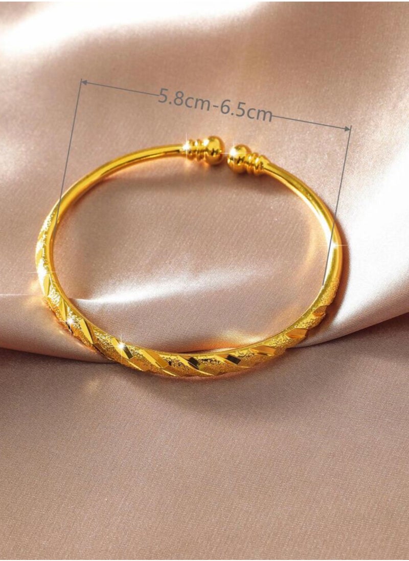 18k Gold Plated Bangle For Women - pzsku/ZBC525D915CF0F28D6C04Z/45/_/1700963766/bc9ffd31-f66f-4f6d-8e29-67f9c4c9077e