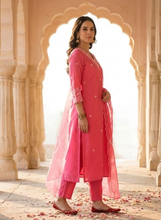 Yuris Pink Embroidered, Three Quarter Sleeve, Round Embroidered Neck, Straight Kurta Set, Side Slit with Embroidered Dupatta - Image 4