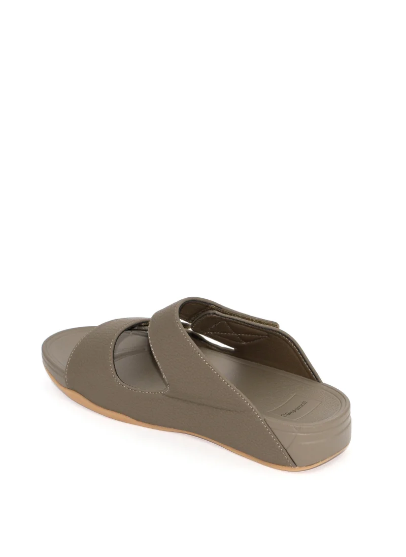 Geoomnii Azriel1 Traditional Arabic Sandals for Boys – Comfortable Slip-On Style for Everyday Wear -Olive