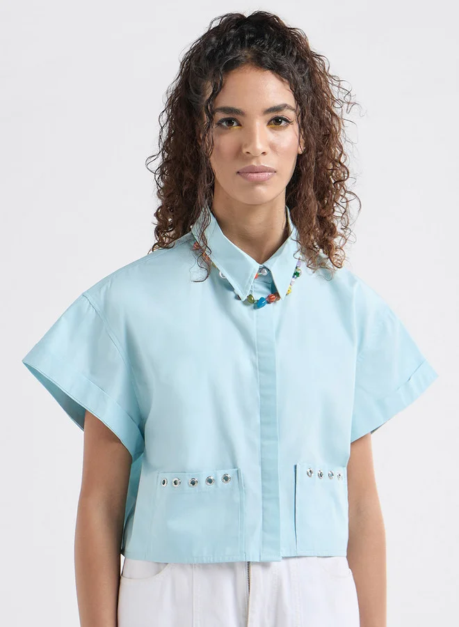 سبلاش فيڤ قميص سادة بأكمام منسدلة الأكتاف وجيوب وأزرار مخفية