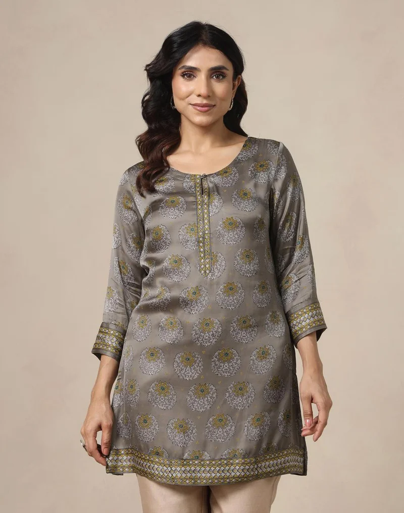 فاب انديا Grey Viscose Blend Hand Block Printed Slim Fit Short Kurta
