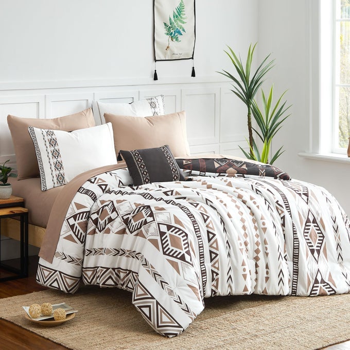 KING SIZE COMFORTER SET 7 PIECES BOHO BED IN A BAG WESTERN BEDDING SET FOR ALL SEASONS REVERSIBLE AZTEC BEDDING LIGHTWEIGHT COMFORTER BED SET WITH SHEETS PILLOWCASES SHAMS