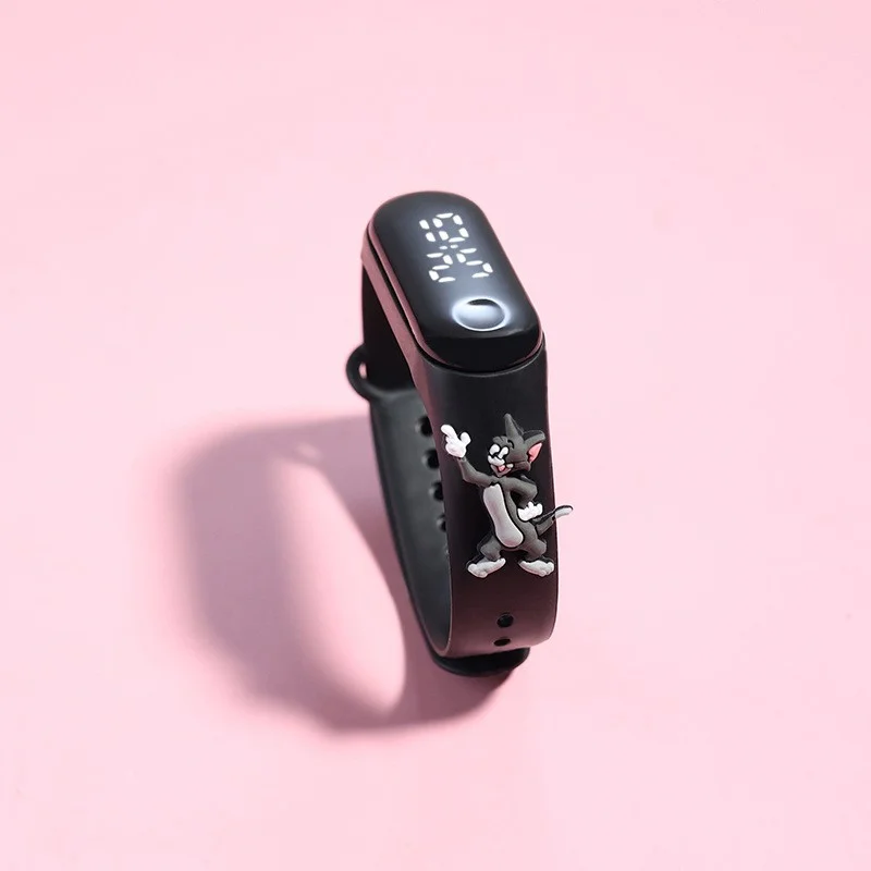 Dzc Kuzenler Avm Dzc Cousins ​​Avm Tom and Jerry LED Touch Screen Digital Children and Youth Wristwatch Black (They Are Not Smart)