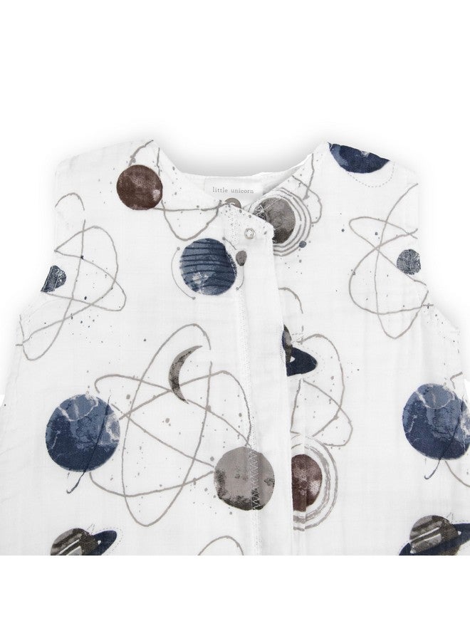 ليتل يونيكورن كيس نوم فاخر من قماش موسلين ليتل يونيكورن للأطفال من عمر ٠ إلى ٦ أشهر، بوزن ١.١ توغ | قطن موسلين ناعم وجيد التهوية لنوم أكثر أمانًا | سحاب ثنائي الاتجاه (كوكبي) - Image 2