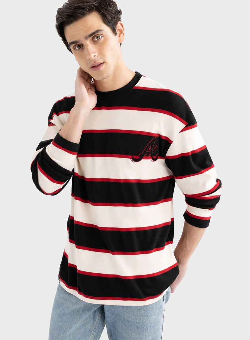 DeFacto Color Block Sweatshirt - Image 3
