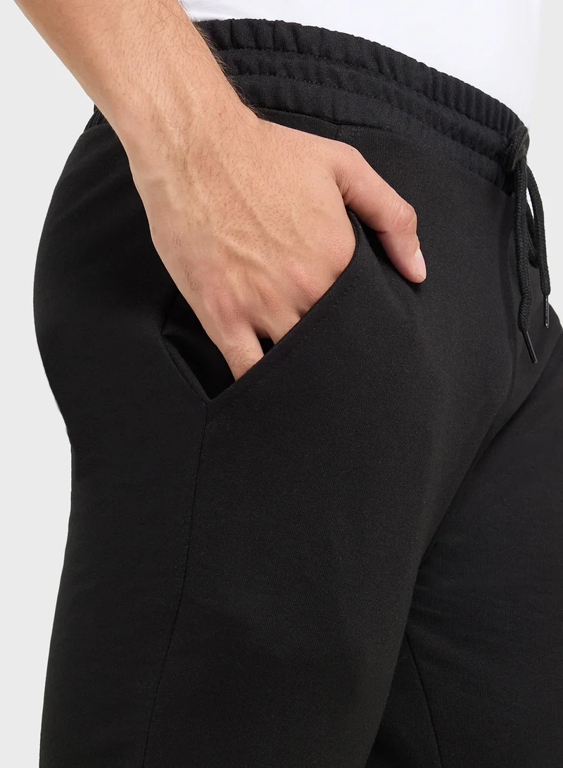 سفنتي فايف بيسيكس Cuffed Joggers