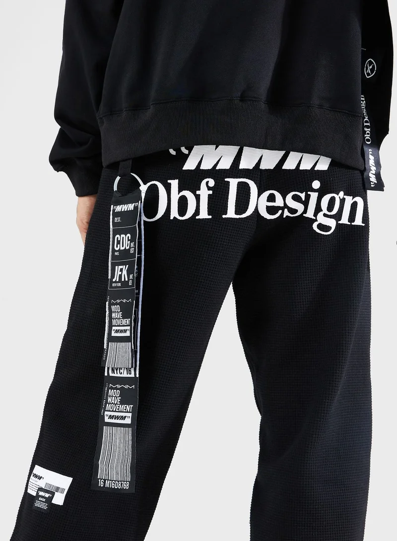 mod wave movement Essential Sweatshirt