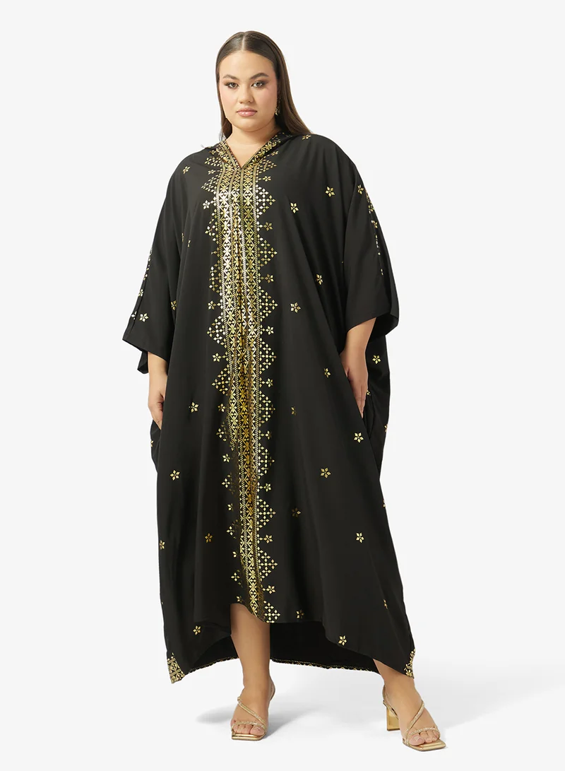 خزانة Plus Size Embroidered Abaya