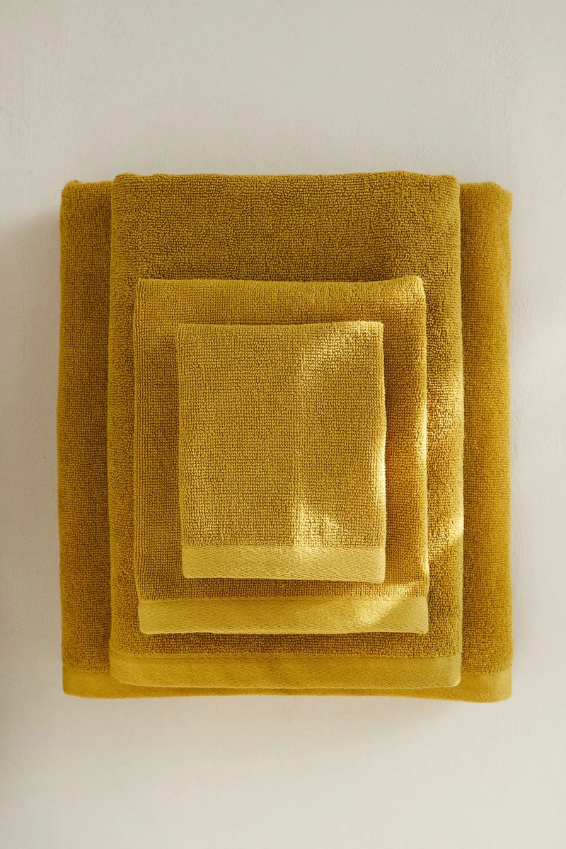 اتش اند ام Terry guest towel
