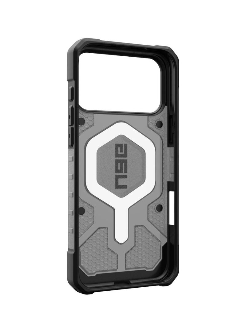 يو اي جي جراب UAG PATHFINDER المتين بتقنية MAGSAFE لهاتف iPhone 17 Pro Max - لون رمادي فاتح شفاف - Image 4