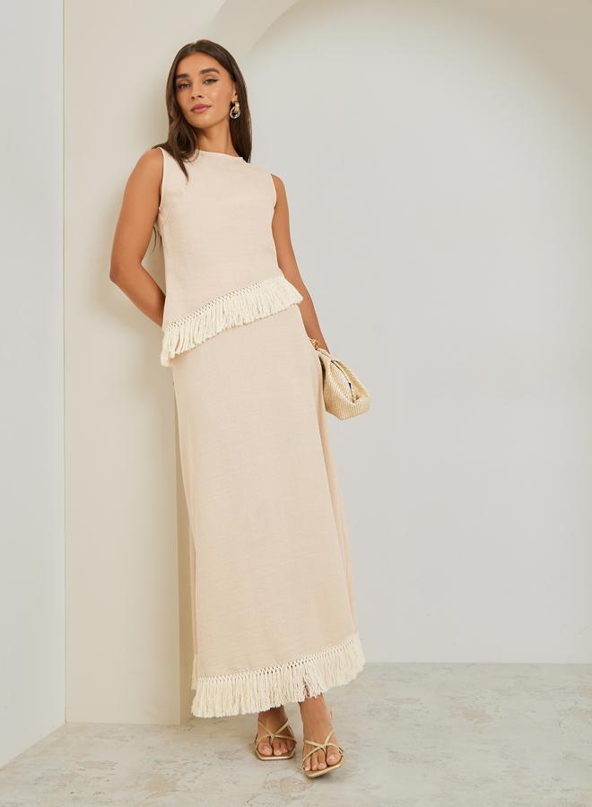 ستايلي بلوزة بلا أكمام وتفاصيل شراشيب - Image 2