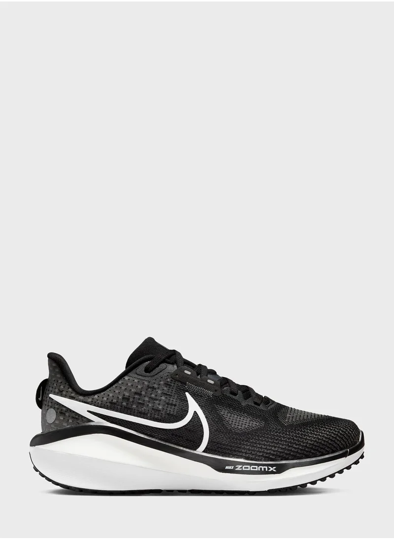 Nike Vomero 17