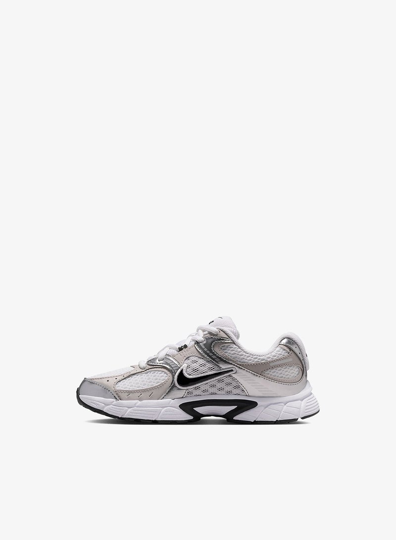 NIKE V5 RNR BG - Image 2